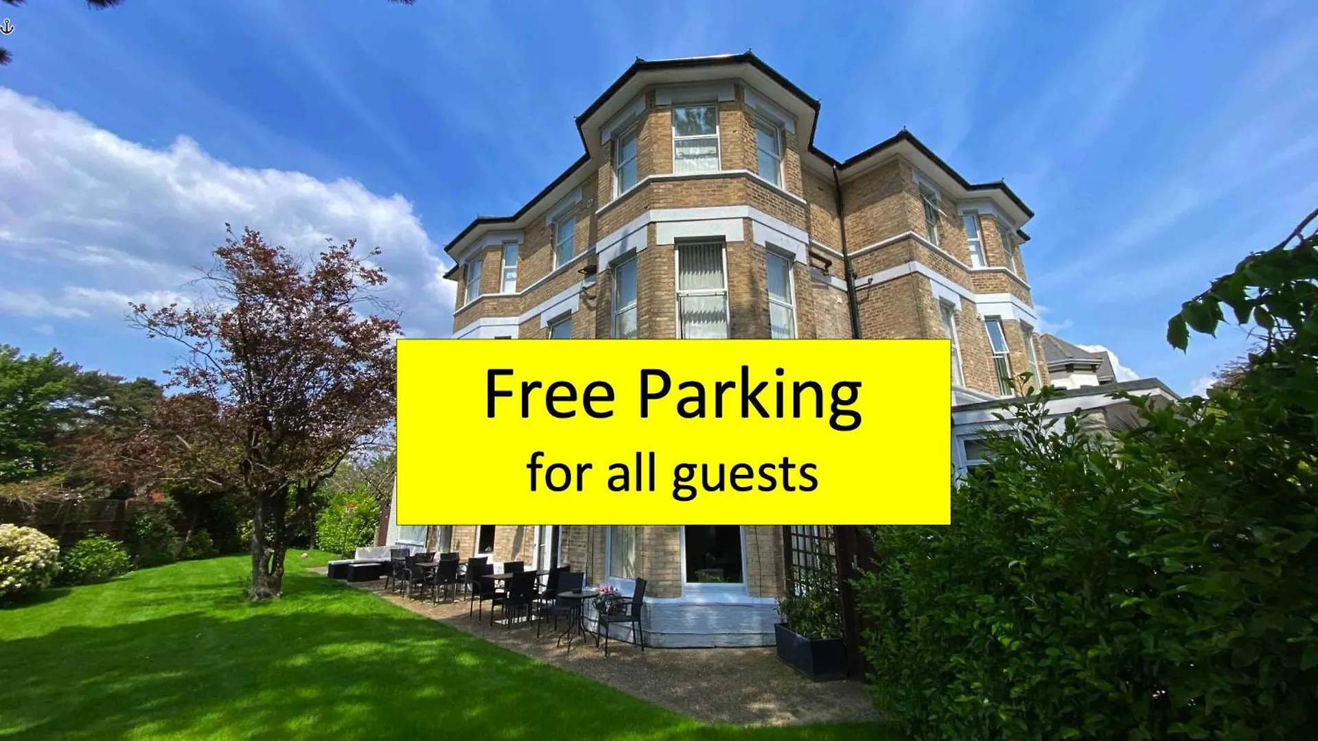 Applewood Hotel location